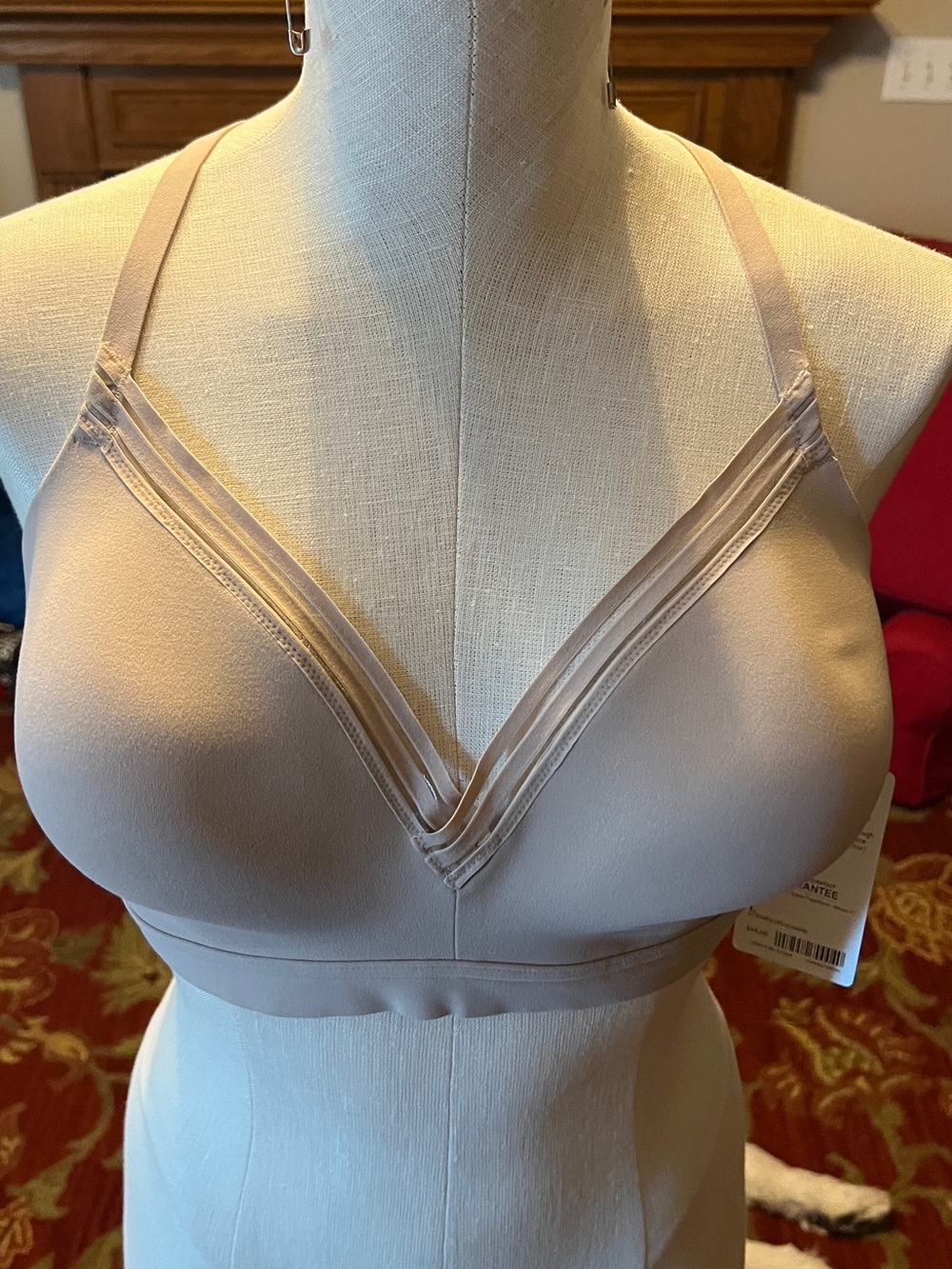 Athleta Soft Beige Wireless V-Neck Triangle Bra